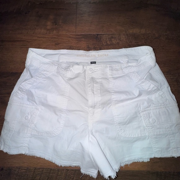 American Eagle Outfitters 90s Boyfriend Shorts - Picture 1 of 6